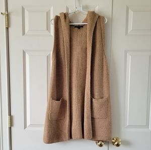 Tahari Women's Sleeveless Hooded Cardigan